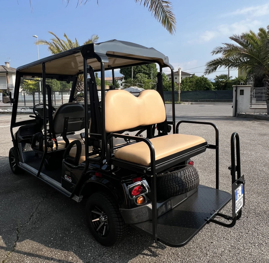 Golf cart a noleggio omologata per la strada con targa 6 posti